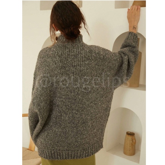 Gray Knit Oversized Pullover Turtleneck Sweater - Picture 3 of 10